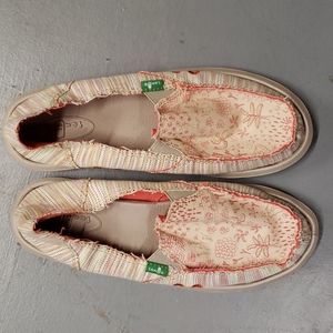 Sanuk Slip on